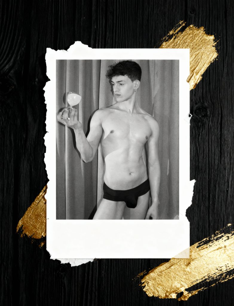 Grainy black-and-white frames of slim, natural bodies—soft light, quiet poses - Wilde Soft