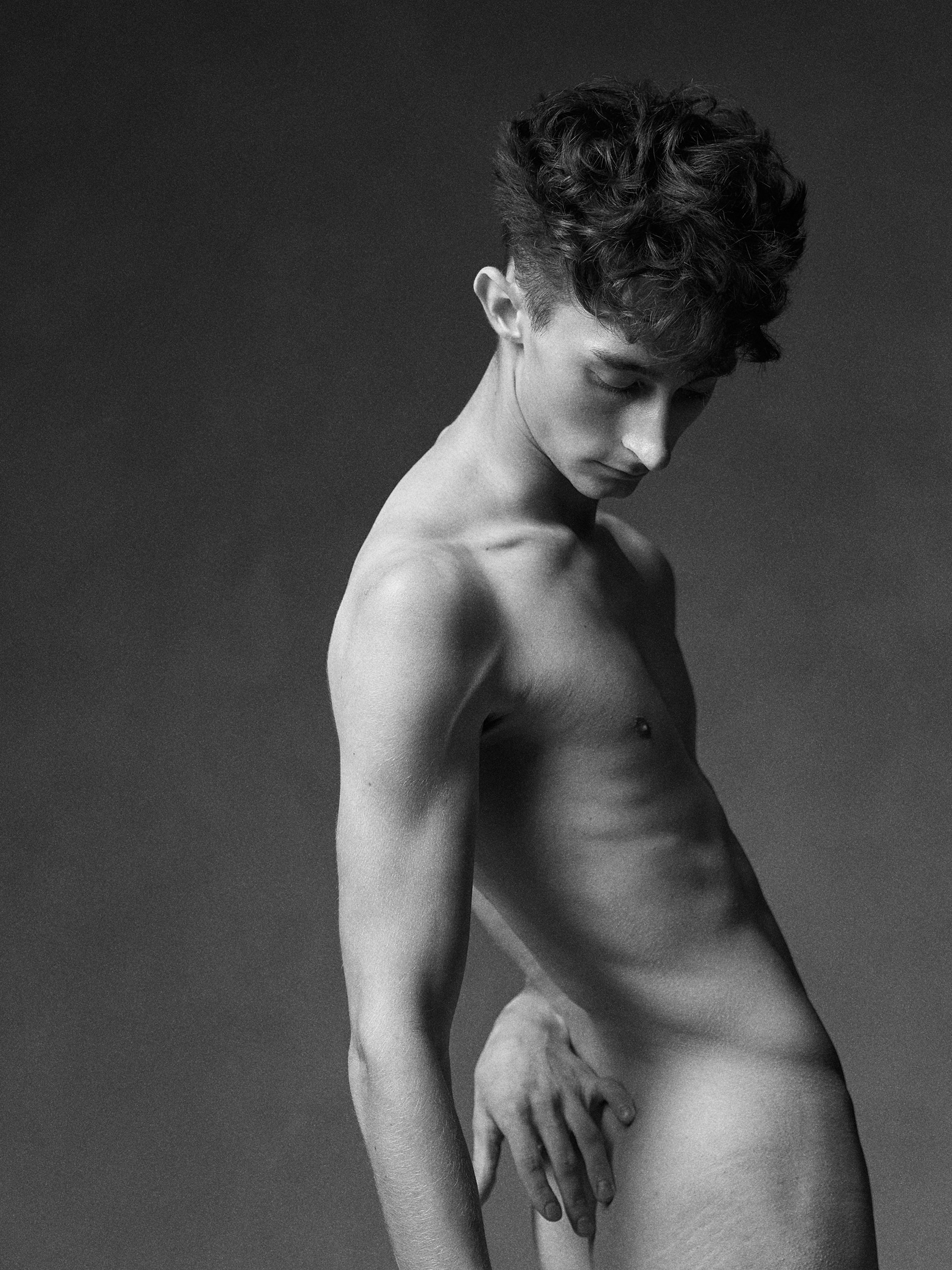 In Stillness — minimal B&W editorial on form and the nude form, a HeyBoy Exclusive.