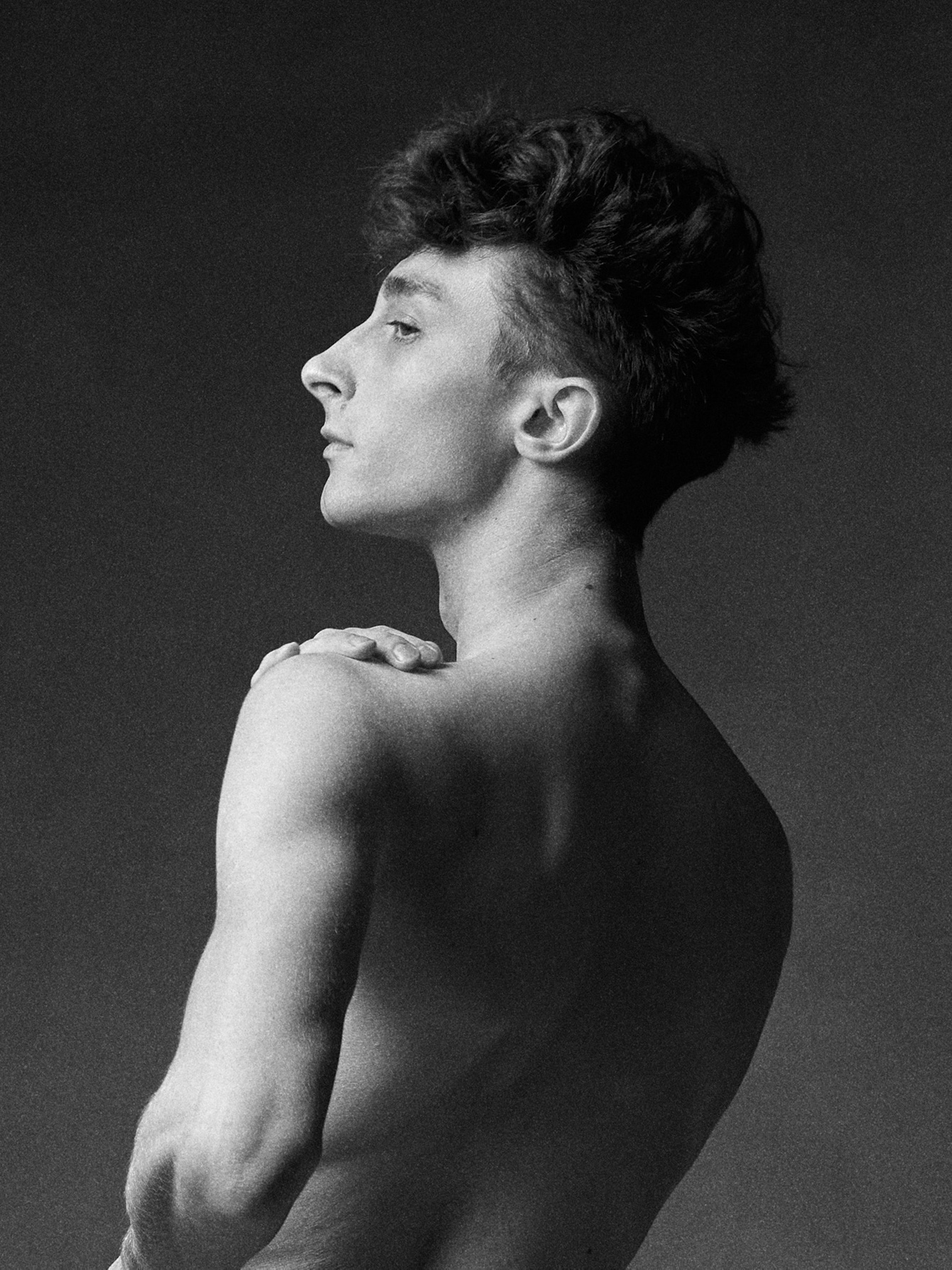 In Stillness — minimal B&W editorial on form and the nude form, a HeyBoy Exclusive.